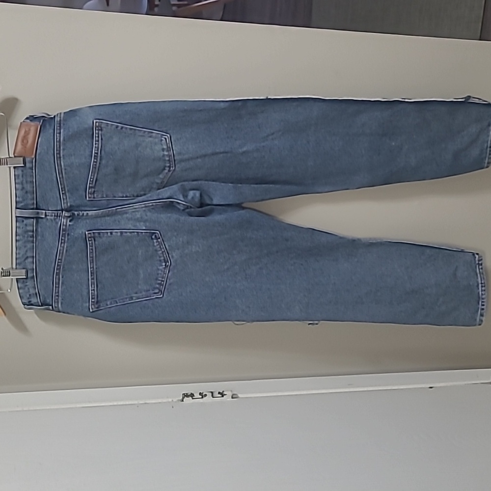 MONKI - Two-Tone Denim Jeans - Picture 5 of 6